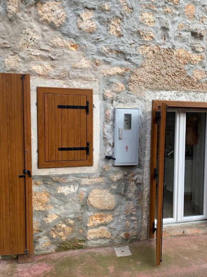 Bonvivan House Diminici Bagian luar foto
