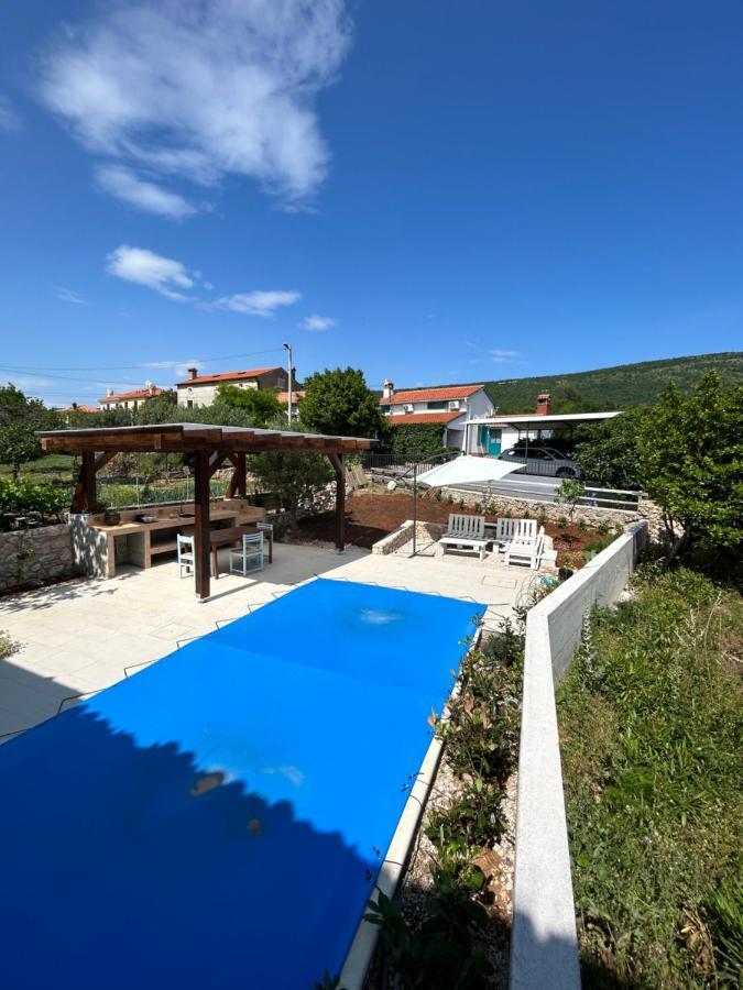Bonvivan House Diminici Bagian luar foto